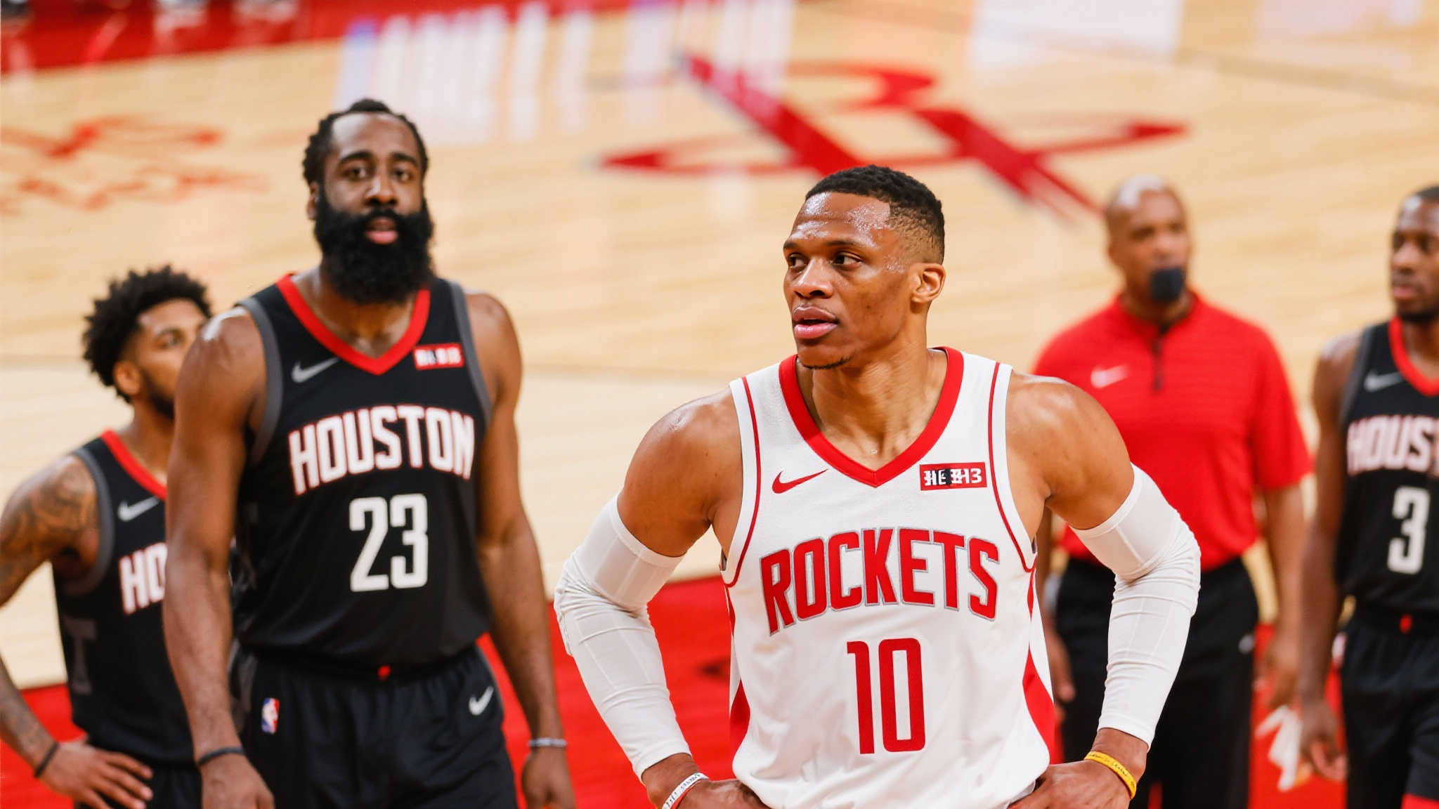 火箭决意交易，季后赛后调整核心阵容